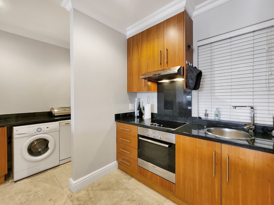 2 Bedroom Property for Sale in Mouille Point Western Cape